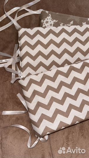 Бортики в детскую кроватку