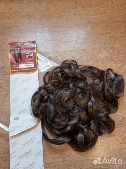 Волосы на заколках искусственные