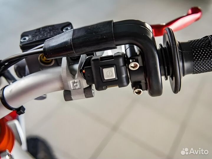 Мотоцикл kayo K6-R KYB 250 FCR