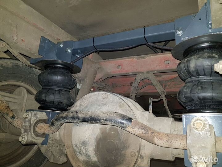 Пневмоподвеска Mercedes-Benz Sprinter задняя ось