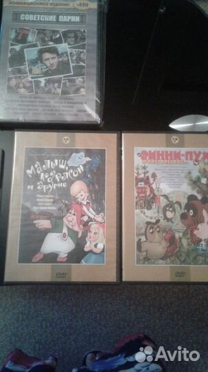 DVD диски с фильмами 34 шт в отличном состоянии