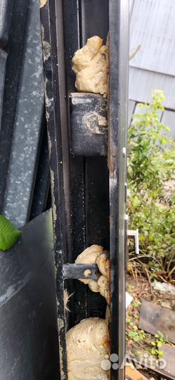 Дверь входная металлическая бу