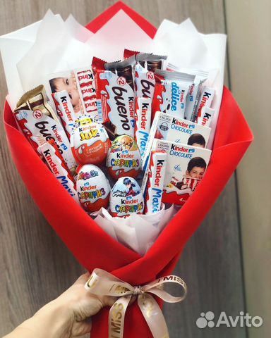 Букет из киндеров, сладкий букет