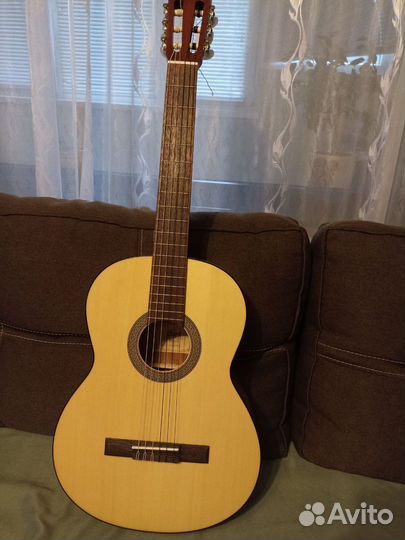 Классическая гитара