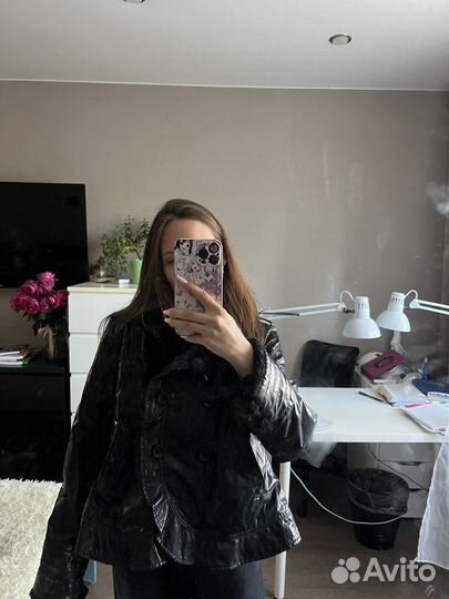 Куртка Armani collezioni 42