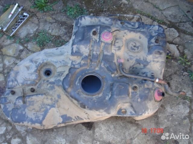 Бензобак Lexus RX 350 2003-2009 GSU35