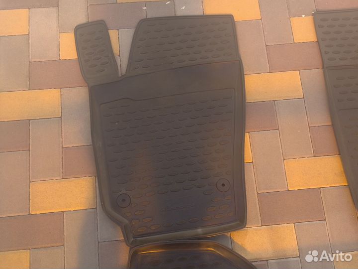 Коврики резиновые VW polo sedan