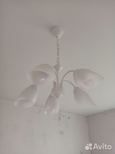 Люстра на 5 ламп