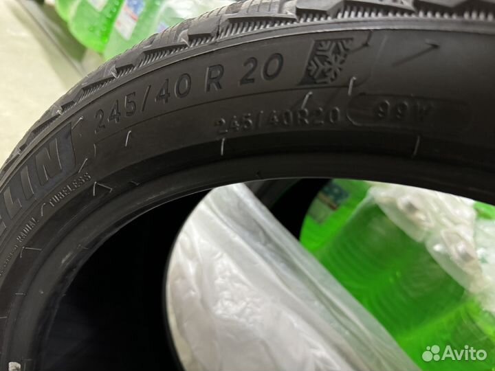 Michelin Alpin 5 24.5/40 R20 и 27/35 R20