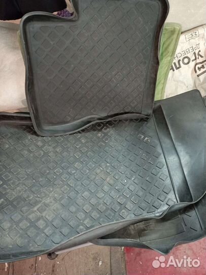 Автомобильные коврики на Опель Корса