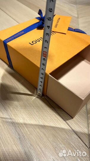 Коробка и пакет louis vuitton