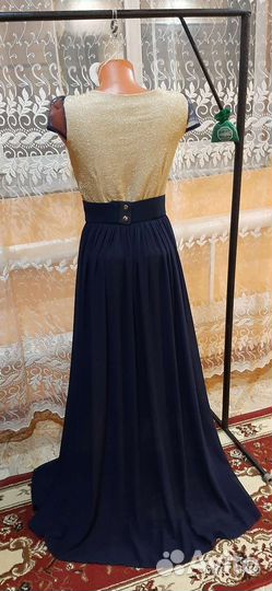 Элегантное платье