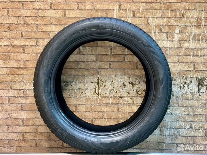 Nokian Tyres WR A3 215/50 R17