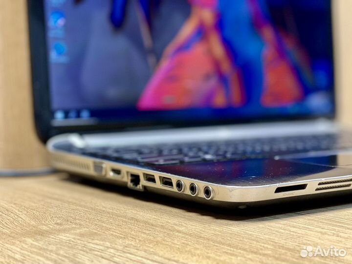 Ноутбук / intel Core i7 / для работы и развлечений