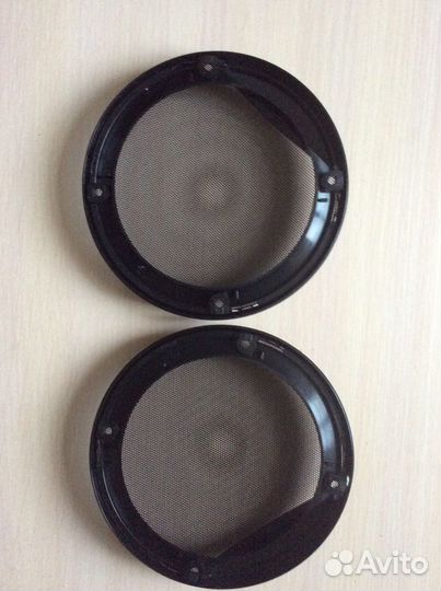 Грили на динамики 16