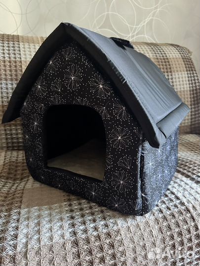 Домик для собак мелких пород или кошек