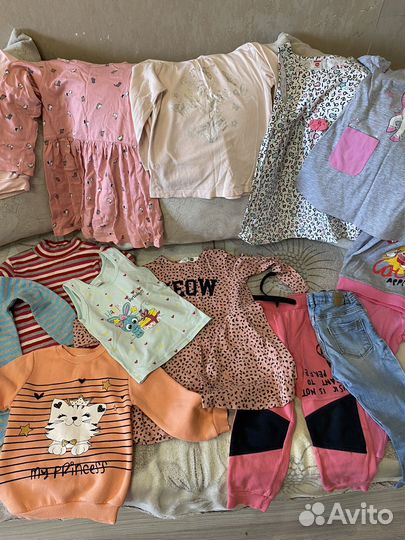 Одежда для девочки пакетом 3-4 года