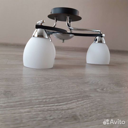 Светильник потолочный