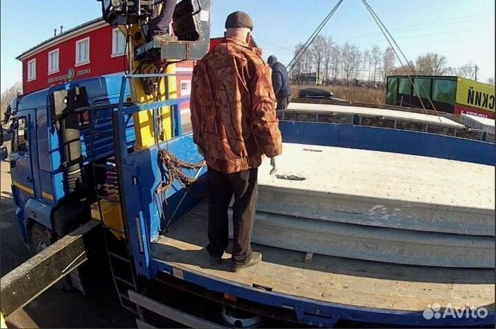 Плиты перекрытий рядом