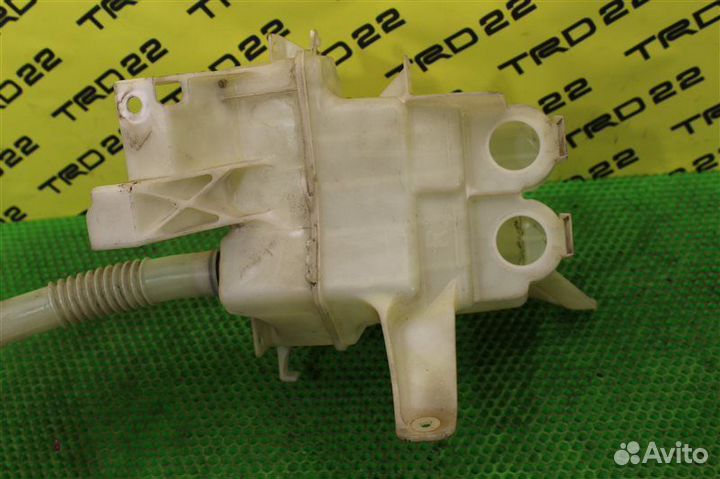 Бачок омывателя Toyota Alphard GGH20 2grfe