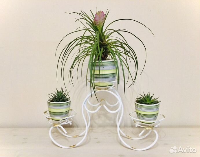 Подставка под цветы новая