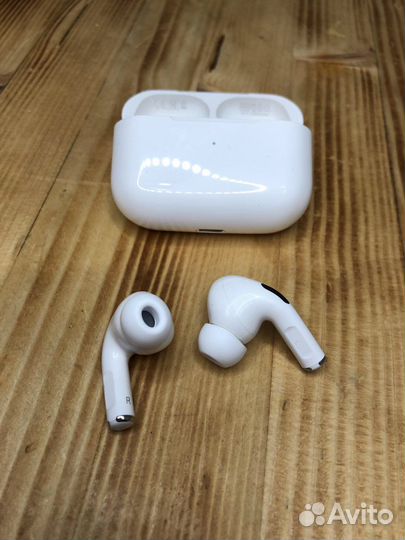 Наушники AirPods pro