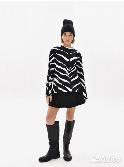 Свитшот Ксения Князева М