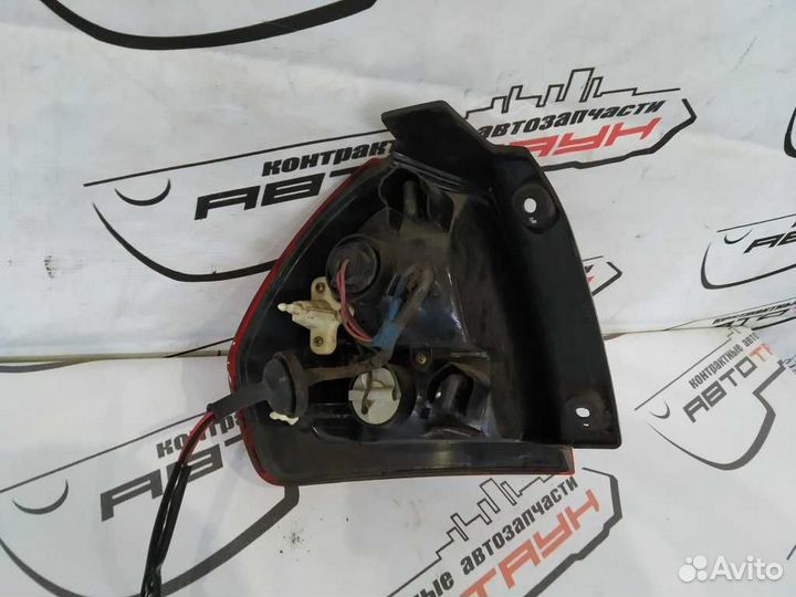 Фонарь nissan wingroad wfny11 WFY11 whny11 WHY11 W