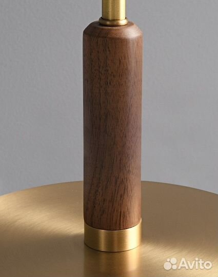 Лампа настольная