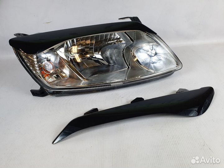 Фары Лада Гранта комплект с ресничками