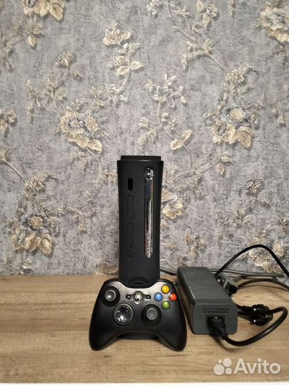 Xbox 360 прошитый freeboot+ 55 игр