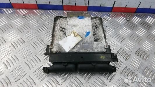 Блок управления двс volkswagen passat B6 (83N20PC0
