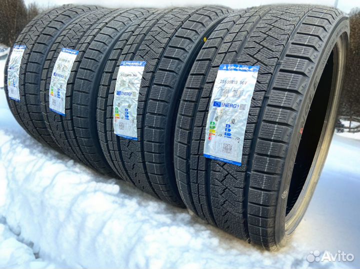 Triangle Snowlink PL02 265/35 R20 98H