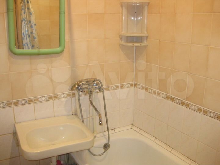 Комната 14 м² в 3-к., 2/5 эт.