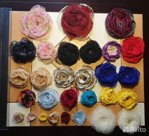 Купити Цветы из ткани Резинки для волос | уральские-газоны.рф
