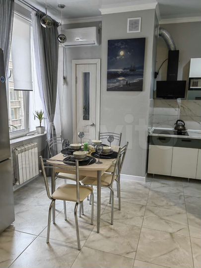 2-к. квартира, 55 м², 5/10 эт.