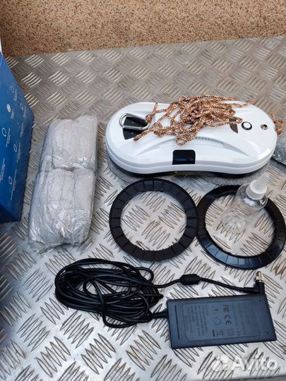 Робот мойщик окон