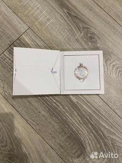 Amezcua chi pendant 4