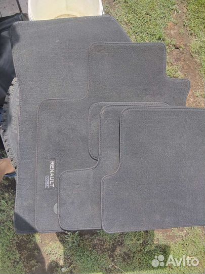 Коврики на Рено