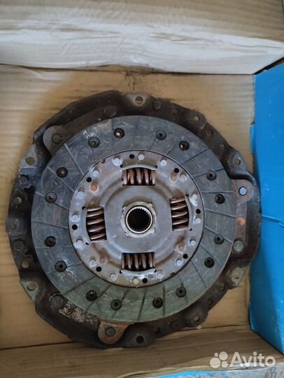 Запчасти на volkswagen passat б 3