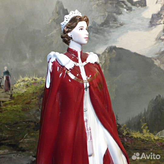 Королева Англии.Елизавета.Royal Worcester.Статуэтк