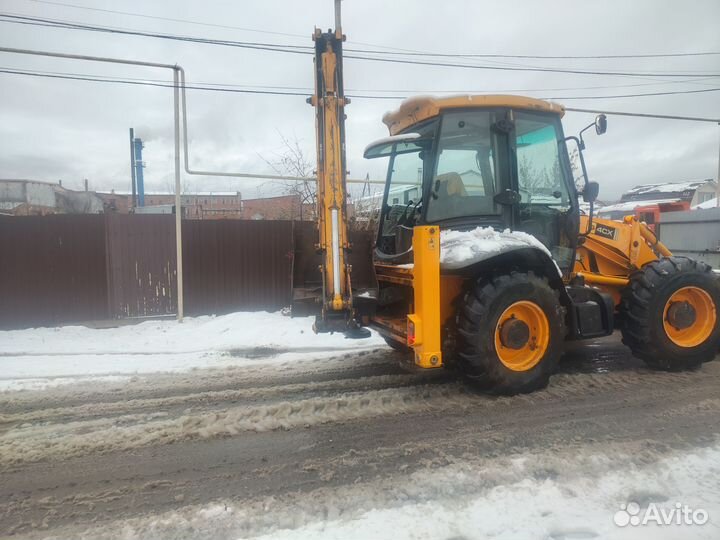 Экскаватор-погрузчик JCB 4CX, 2010