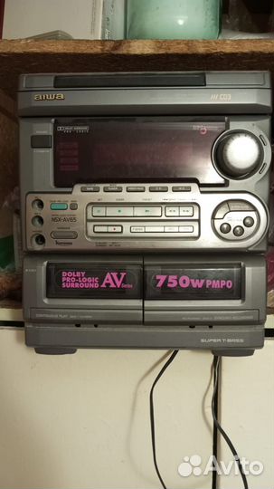 Музыкальный центр