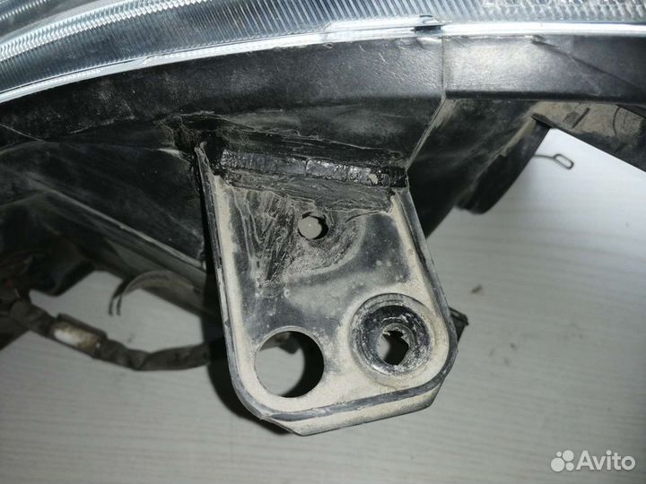 Фара правая nissan tiida (2007)