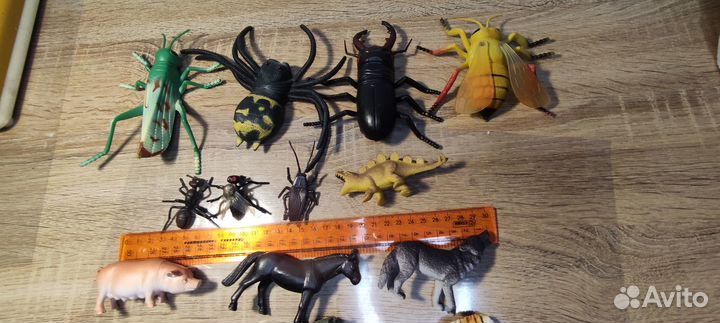 Фото 14 Фигурки зверей насекомых
