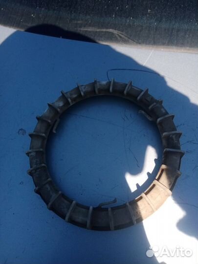 Крышка топливного насоса Lexus RX 300/330/350/400