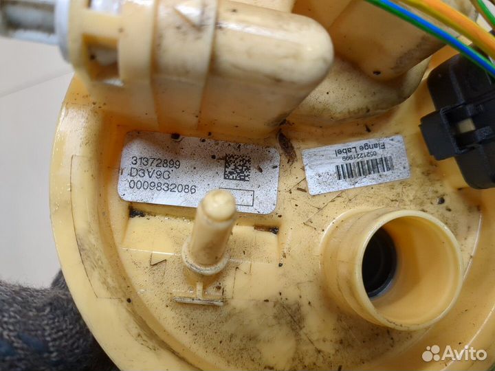 Насос топливный электрический Volvo XC60, 2009