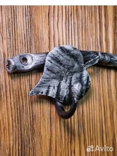 Вешалка настенная крючки