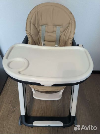 Стульчик для кормления Peg-perego Siesta Follow Me