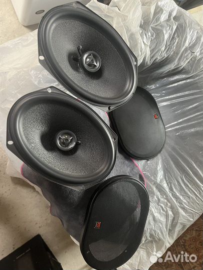 Колонки в авто Morel